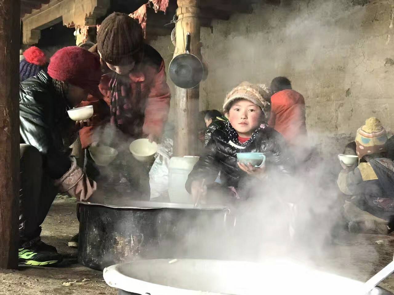 开云手机站·官方端网页版登录入口-开云(中国)公益回顾丨家国同欢月同圆 温暖满载甘孜州(图10)